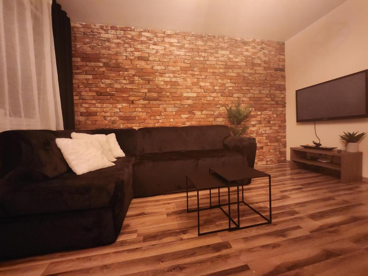 Apartament P&P Lägenhet Inowrocław Exteriör bild
